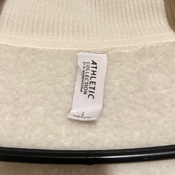 Zip Sweater - Picture 5 of 8